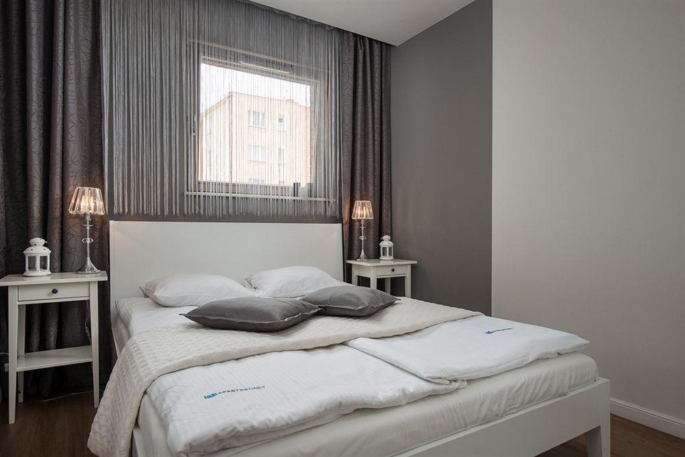 Waterlane Pool & Gym Apartments Gdansk Ngoại thất bức ảnh