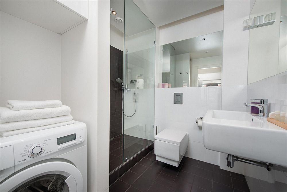 Waterlane Pool & Gym Apartments Gdansk Ngoại thất bức ảnh