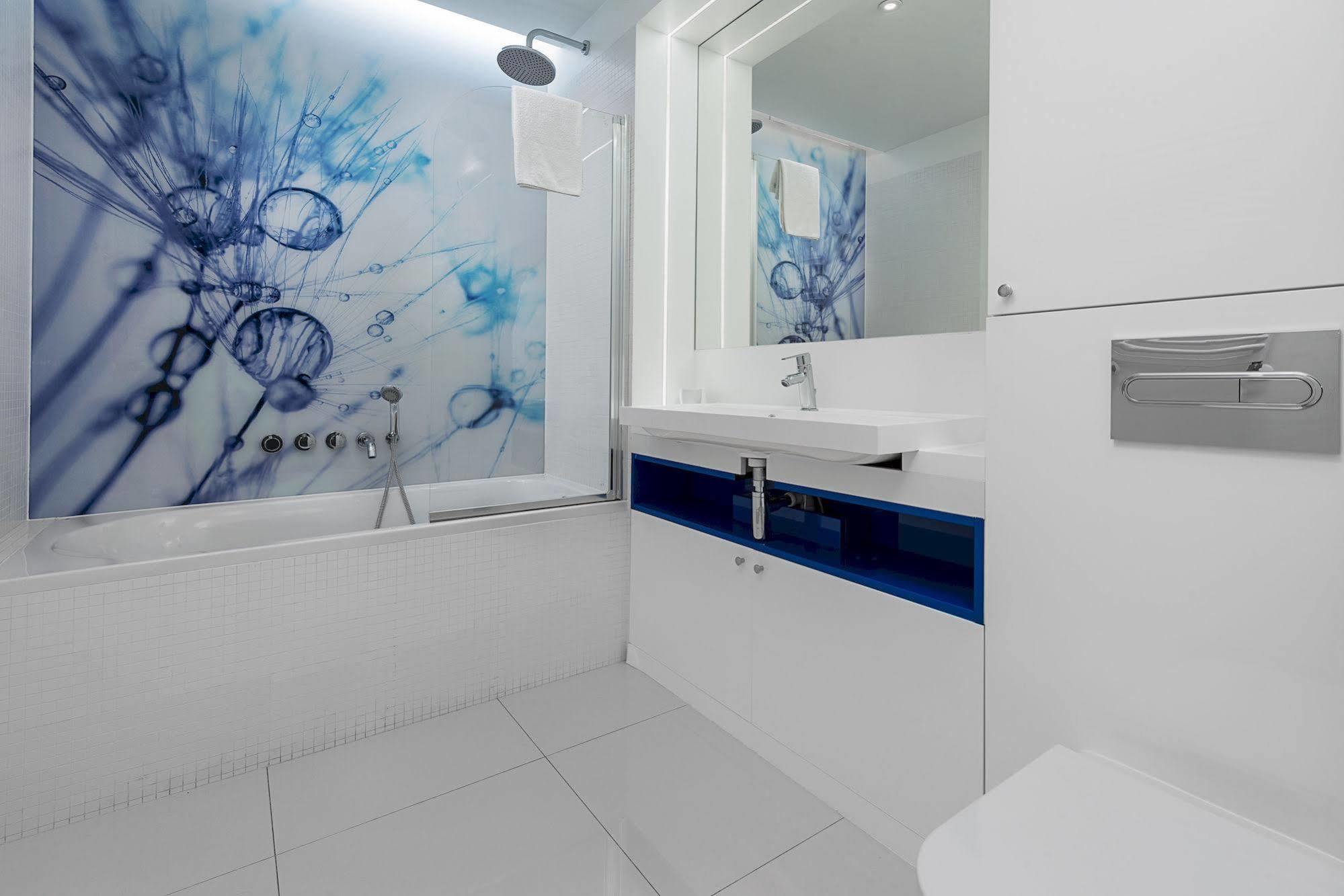 Waterlane Pool & Gym Apartments Gdansk Ngoại thất bức ảnh